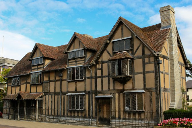 Oxford, Stratford, Cotswolds & Warwick Castle Tour from London - What the guide adds