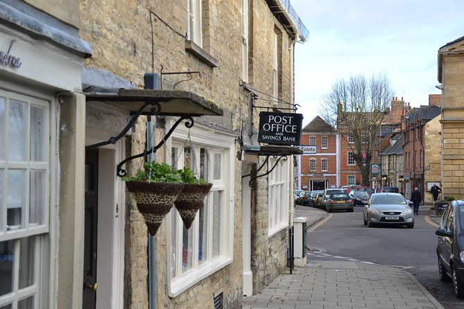 Oxford: to Cotswolds (Half Day) - Bourton-on-the-Water beside the river