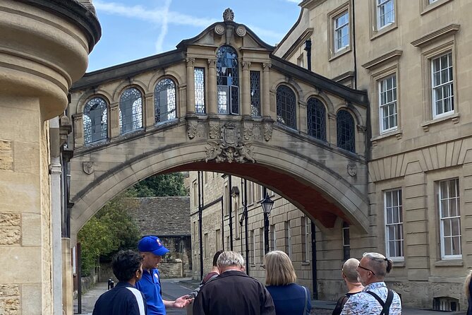 Oxford University Walking Tour by Alumni™ & Optional New College - St. Mary’s and Oriel: town, gown, and difficult history