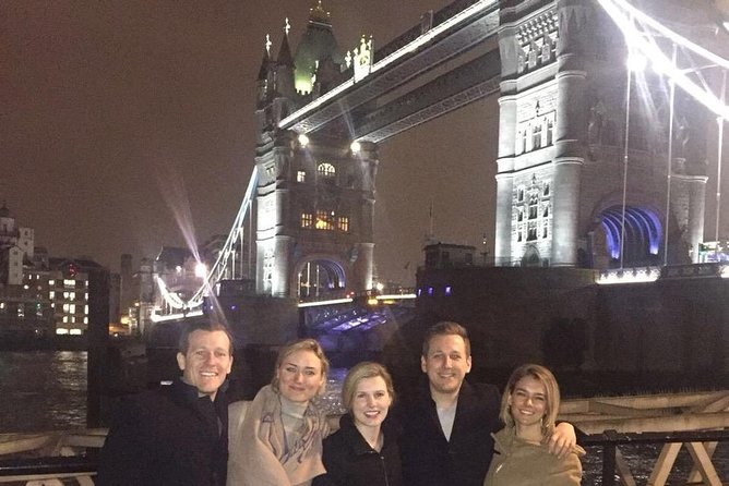 Private 2-Hour Night Tour of London in an Iconic Black Cab - Tate Modern and Blackfriars Bridge