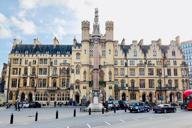 Private 5-Hour London Tour with Pickup – Explore Iconic Landmarks - Trafalgar Square, Big Ben, and the London Eye