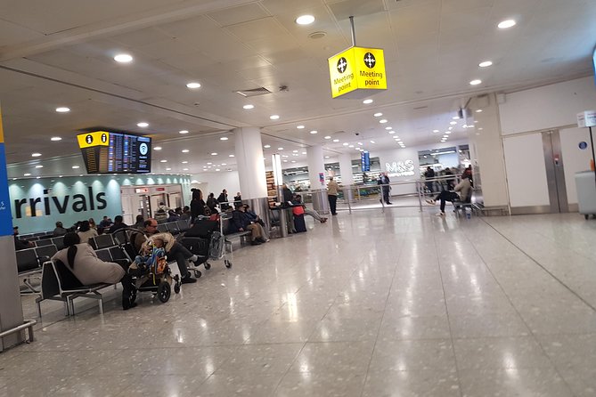 Private Arrival Transfer from Heathrow Airport to London - Who should book this Heathrow transfer?