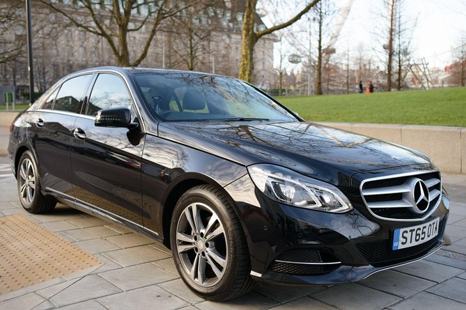 Private Arrival Transfer: Heathrow Airport to Central London - The drive from Heathrow to your hotel