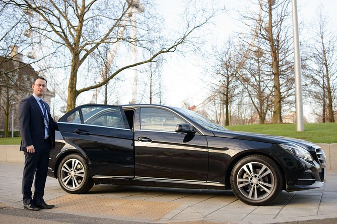 Private Arrival Transfer: Heathrow Airport to Central London - Luggage limits deserve close attention