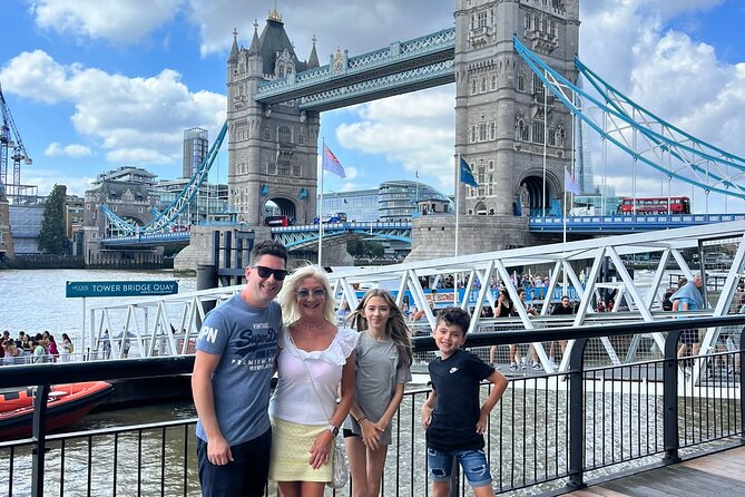 Private Big Sights Taxi Tour of London - Why a private taxi makes sense in London