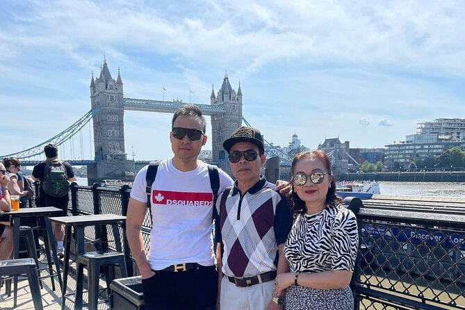 Private Big Sights Taxi Tour of London - Westminster Abbey, Big Ben, and Parliament Square