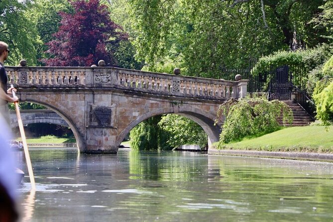 Private Cambridge Punting Tour - Guides, stories, and the human side of the ride