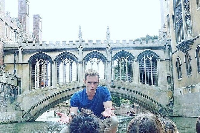 Private | Cambridge University Colleges Guided Punting Tour - Bridges that reward a close look
