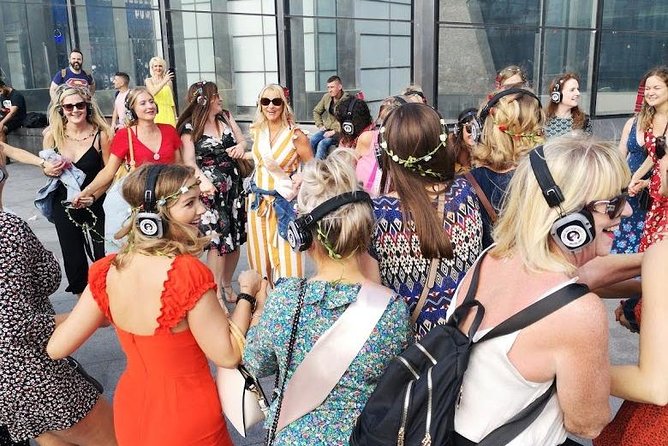 Private Camden’s Best Silent Disco Tour up to 30 participants - Camden Market, Inverness Street, and Stables Market
