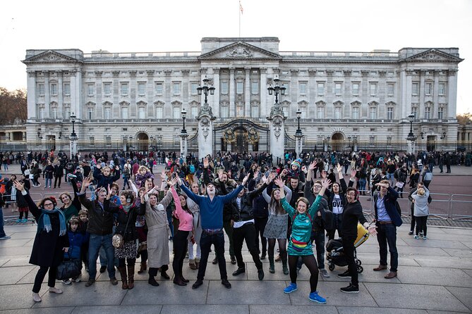 Private Camden’s Best Silent Disco Tour up to 30 participants - Camden Locks Canalside and the walk to the Roundhouse