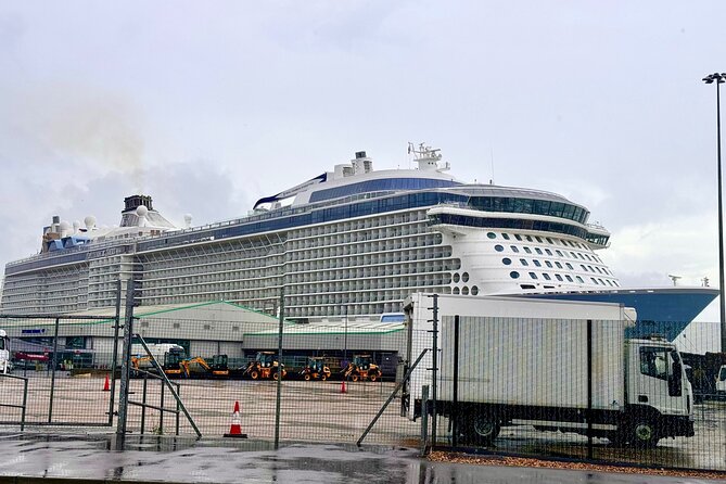Private Chauffeur-London Heathrow from/to Southampton Cruise Port - From Southampton Cruise Port to Heathrow