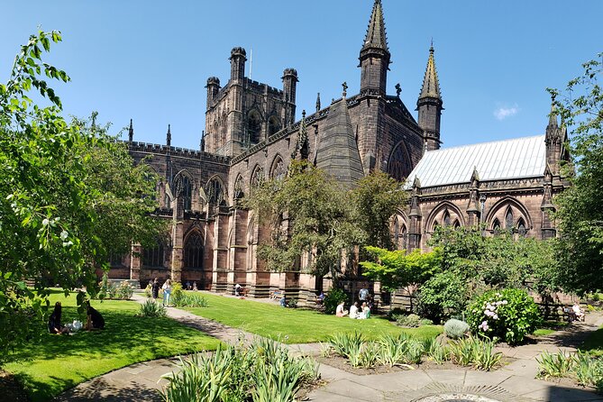 Private Chester Self-Guided Tour - Walking the city walls from East to North Gate