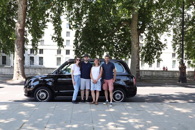 Private Classic London Taxi Tour - Buckingham Palace and St. James’s: royal London on foot