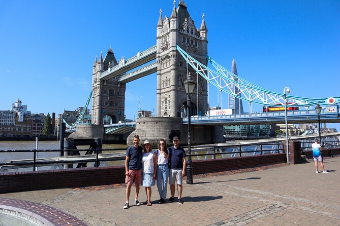 Private Classic London Taxi Tour - The Monument, London Bridge, and the story of the City