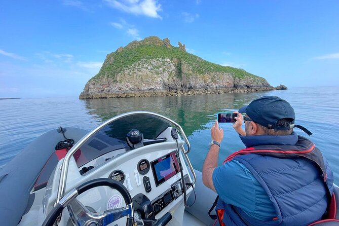 Private Coastal Boat Tour in Torquay - Layers matter, even in good weather
