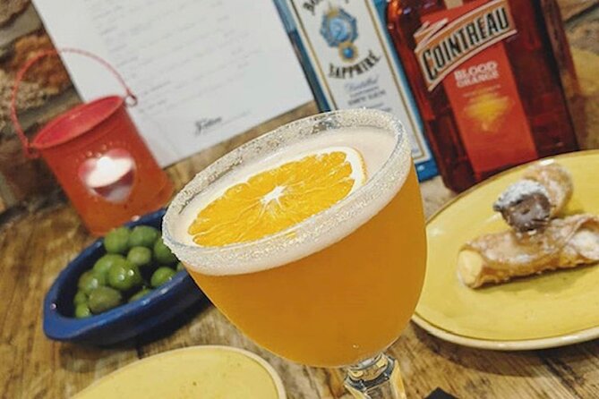Private Cocktail Making Class in Manchester - Why the private format changes the experience
