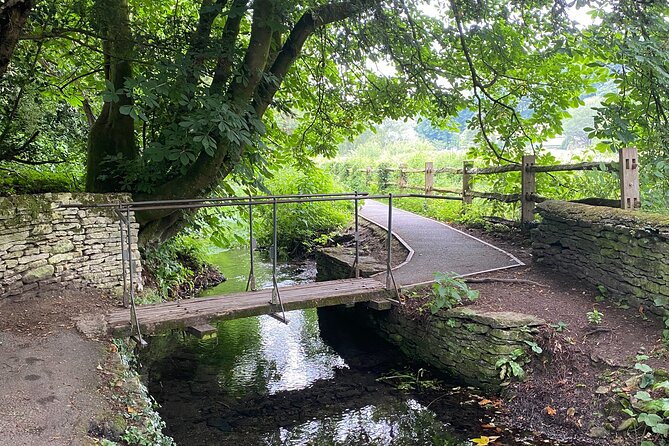 Private Cotswold Villages Day Tour see the beauty of the Villages - The best guides turn a drive into a real tour