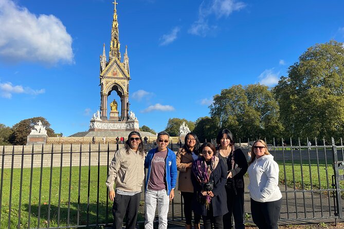 Private Day Tour from London - Stonehenge, Bath & Cotswolds - Castle Combe and the Wiltshire Cotswolds