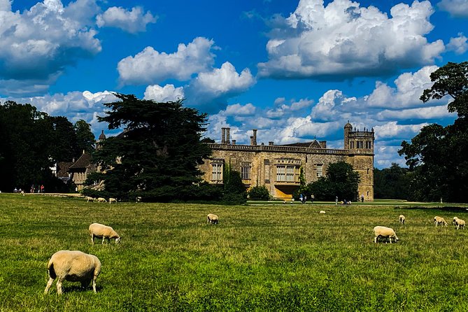 Private Day Tour to Bath, Avebury & The Cotswolds - Four destinations, one very full day