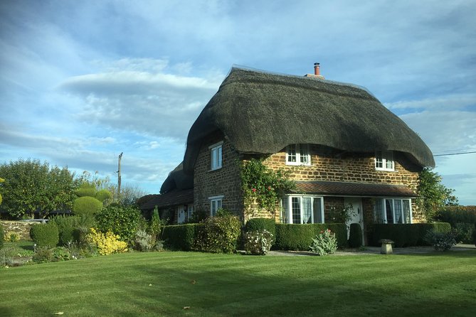Private Day Tour to Bath, Avebury & The Cotswolds - Castle Combe: a quiet final stop