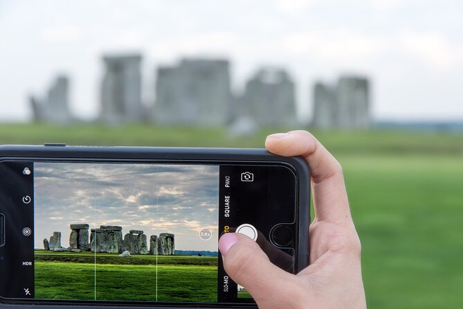 Private Day Tour to Stonehenge, Bath and The Cotswolds - What the $1,508 group price really buys