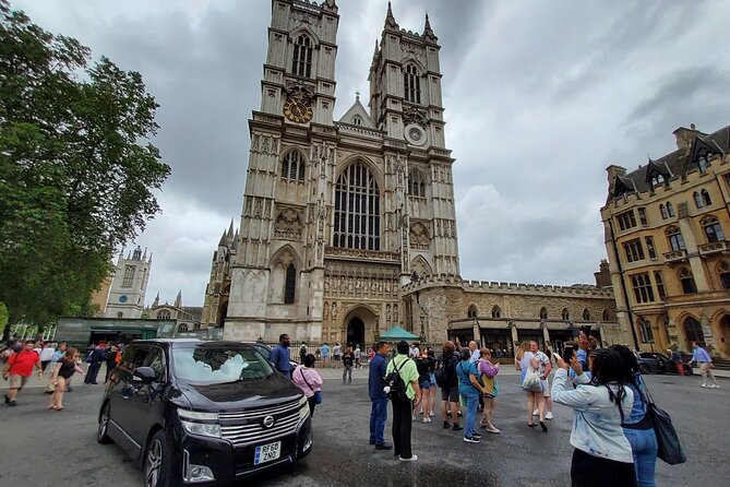 Private Day Tours in London - Hyde Park, Kensington, and Harrods