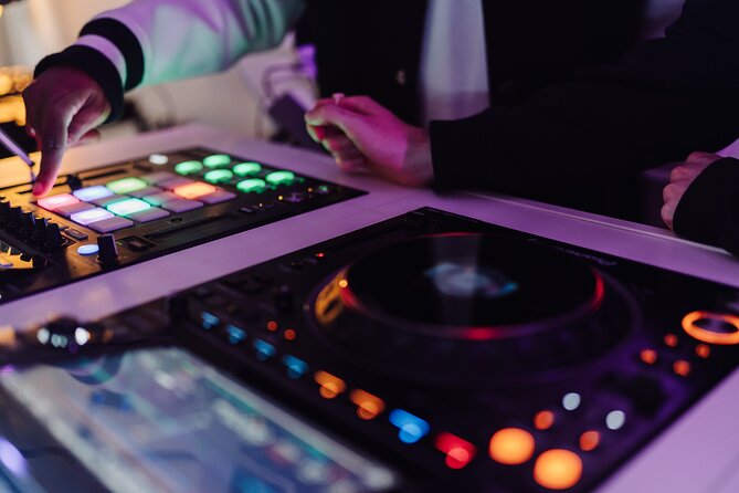 Private DJ Class - Why the private format matters