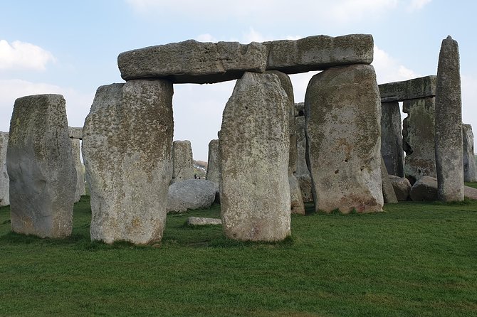 Private driver guided tours Windsor castle Stonehenge - What the driver-guide actually does