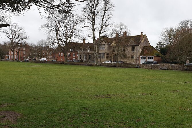 Private driver tours to Cotswolds, Blenheim Palace, or Oxford - Leaving London in a private vehicle
