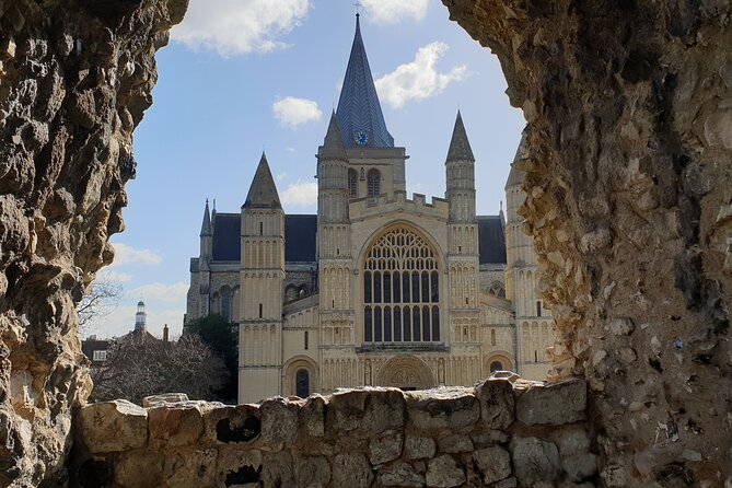 Private driver tours to Leeds Castle, Canterbury, White Cliffs - The private vehicle: comfort, space, and guide style