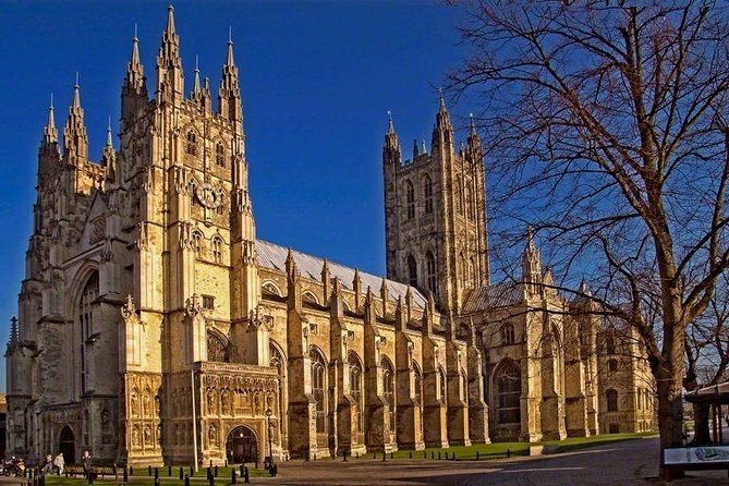 Private driver tours to Leeds Castle, Canterbury, White Cliffs - Canterbury Cathedral and city time: 90 minutes goes quickly
