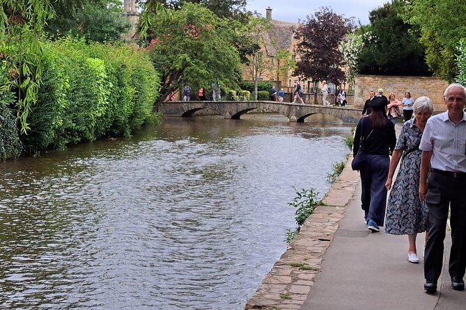 Private Full Day Cotswolds Tour From London - What the private vehicle changes