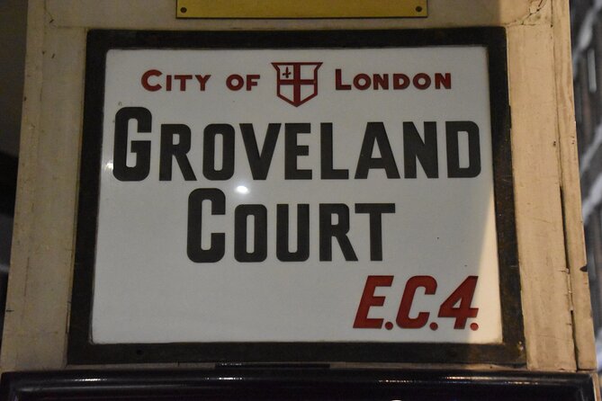 Private Ghosts and Gore Walking Tour of London - Grave robbers, executions, and St Bartholomew’s ghosts