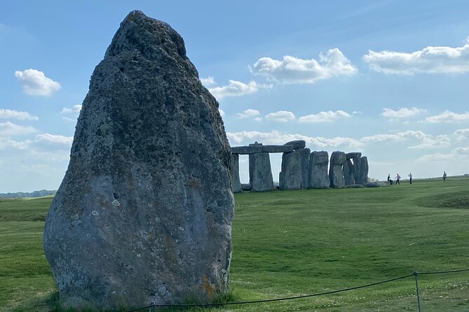 Private Guided Tour of Ancient and Magical Stonehenge - Two hours at Stonehenge, with the mystery explained