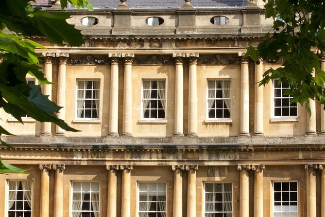 Private Guided Tour of Jane Austen's Bath - Milsom Street and St Swithin’s Church: shopping and family memory