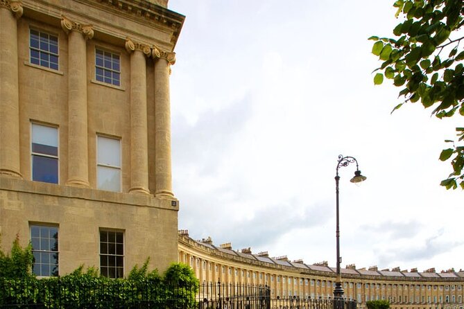 Private Guided Tour of Jane Austen's Bath - Pulteney Bridge and Great Pulteney Street: finishing beside Austen’s home