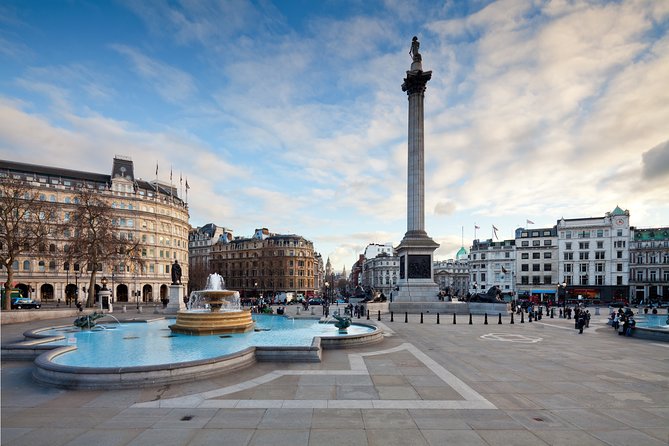 Private Guided Tour of Royal London - Trafalgar Square and Nelson’s Column