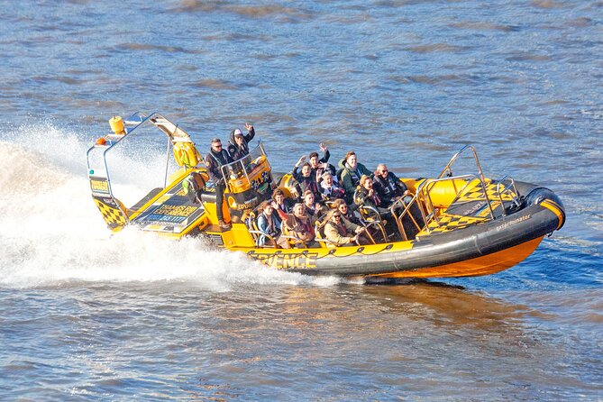 PRIVATE HIRE SPEEDBOAT 'THAMES BARRIER EXPERIENCE - 70 minutes from Embankment - The run toward the Thames Barrier
