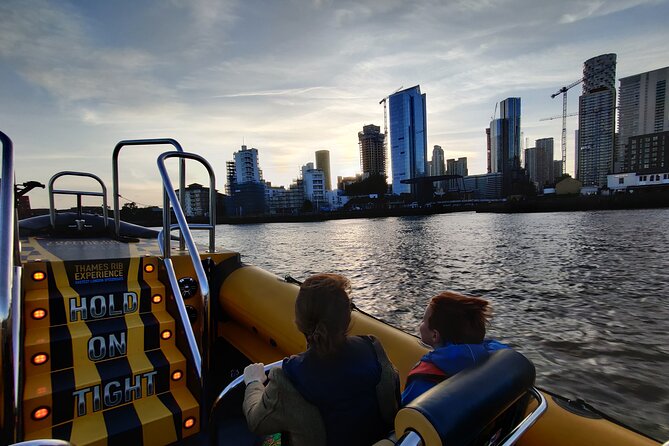 PRIVATE HIRE SPEEDBOAT 'THAMES BARRIER EXPERIENCE - 70 minutes from Embankment - Who should book this experience
