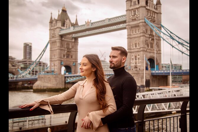 Private Landmark Photoshoot - Why the Private Format Helps Families