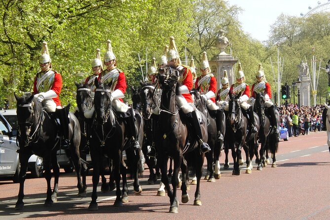 Private Layover Tour of London with Pickup from Heathrow Airport - Is $445.64 Per Person Good Value?