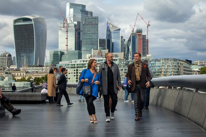 Private London Day Tour with a Local: Custom Highlights & Gems - South Bank and the Thames