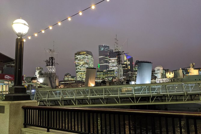 Private London Evening Tour by Car - Buckingham Palace begins the royal chapter