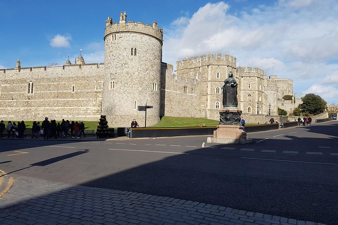 Private London Panoramic Tour by Car with Pick Up From Your Hotel - Albert Memorial and the royal park area