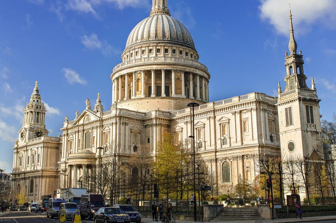 Private London Panoramic Tour by Car with Pick Up From Your Hotel - St. Paul’s Cathedral and the City of London