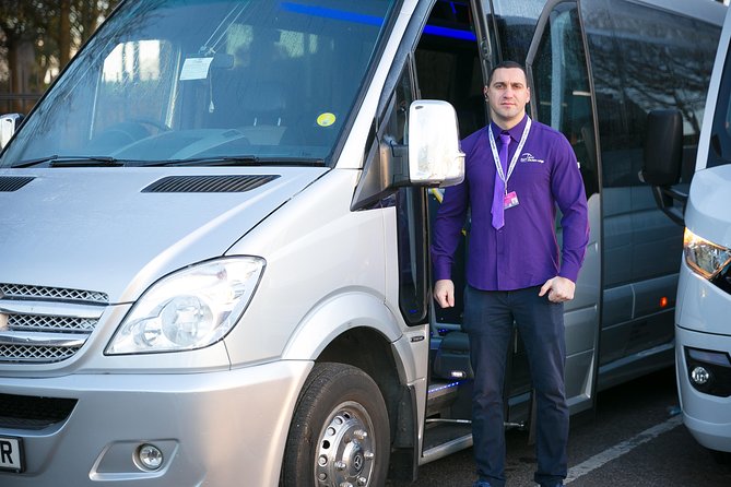 Private Minibus Arrival: Stansted to Central London - Leaving Stansted Airport Without the Usual Fuss