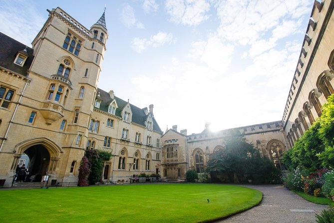 Private Oxford Walking Tour With University Alumni Guide - Why a private Oxford walk works so well
