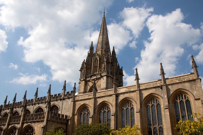 Private Oxford Walking Tour With University Alumni Guide - Hertford Bridge and the city’s grand details