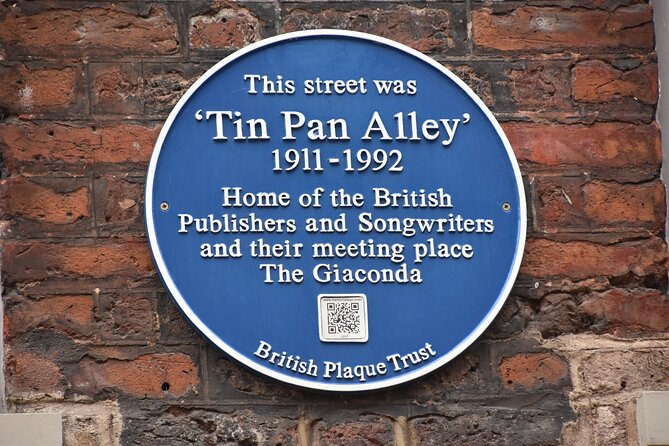 Private Rock 'n' Roll Music Tour of Central London - David Bowie’s Ziggy Stardust trail