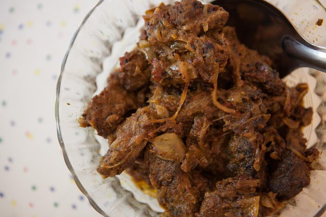 Private South Indian Home Cooking Class in London with a Local - From the pan to the kitchen table